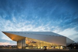 TGV Lyria - Lausanne conference center