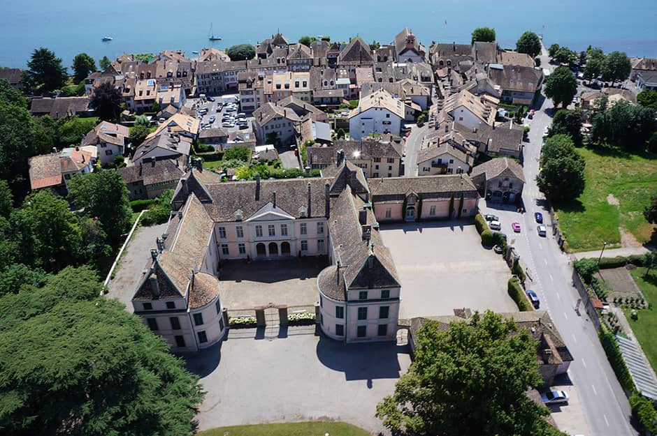 Access to Coppet castle with Leman Express