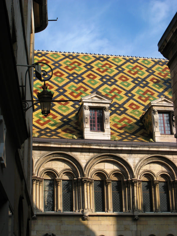 tgv lyria dijon town house