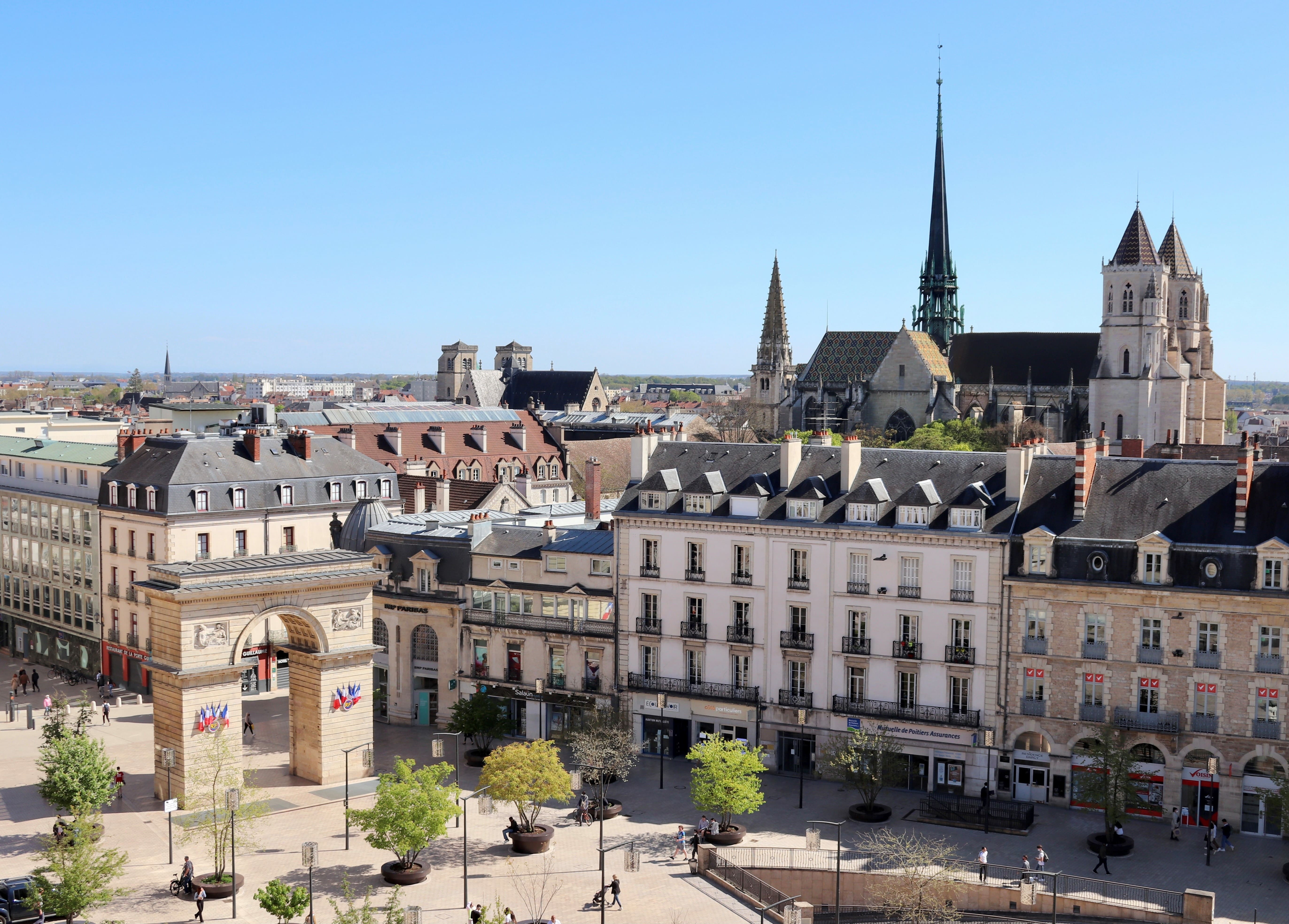 tgv lyria darcy square in dijon