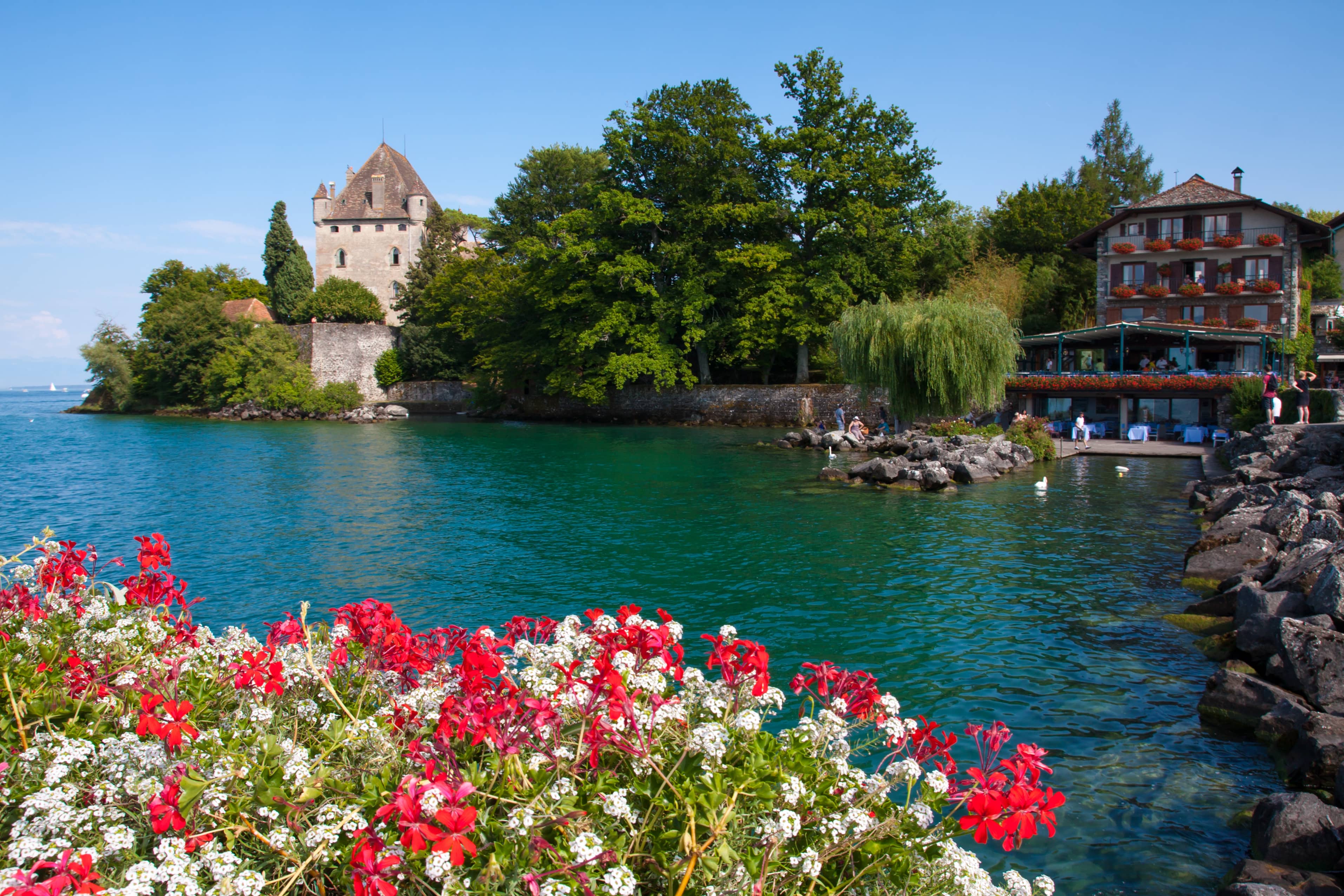 tgv lyria view yvoire lake