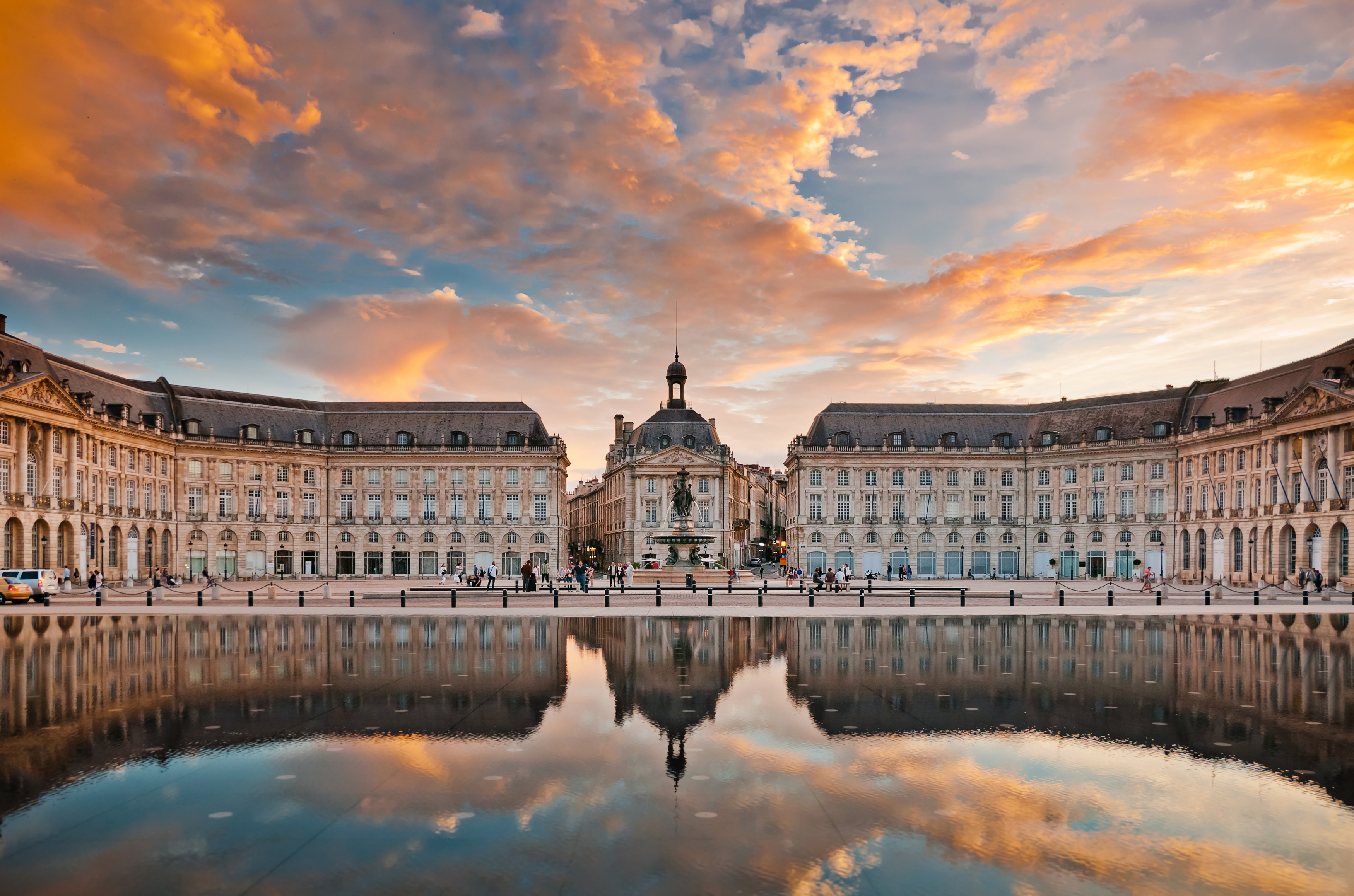 [image]Place de la Bourse in Bordeaux, France