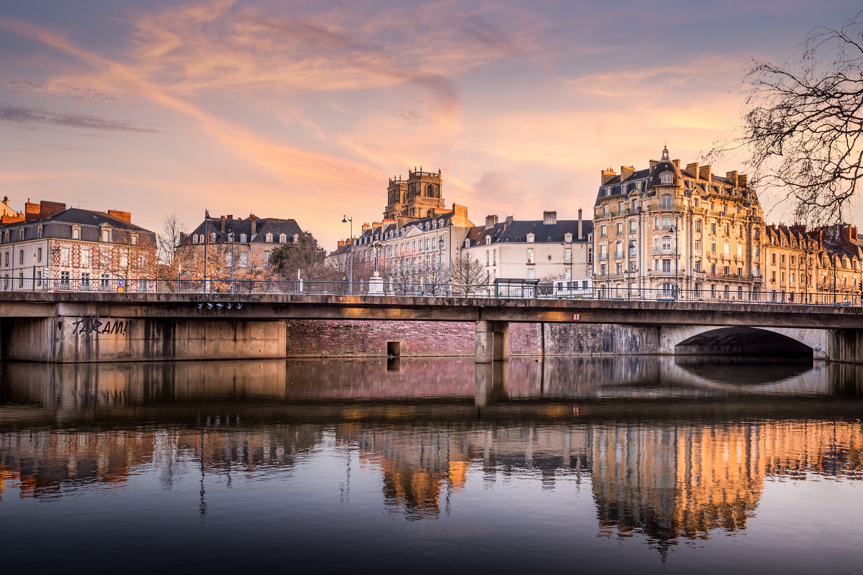 Vue du pont de Rennes