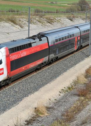 TGV Lyria - train