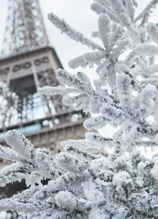 tgv lyria winter eiffel tower