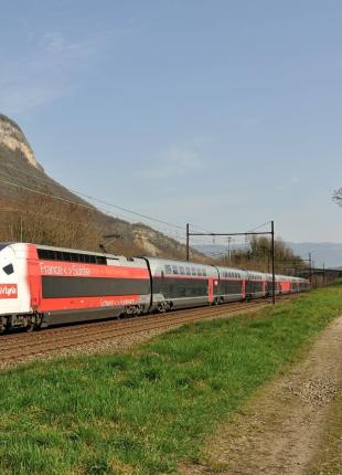 tgv lyria train autumn