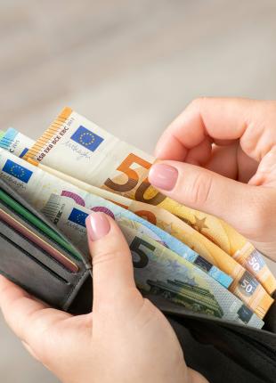 tgv lyria currency in switzerland and france