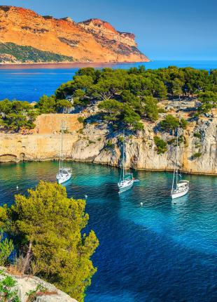 tgv lyria south france landscape sea mediterranean