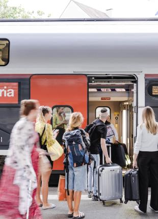 tgv lyria train station