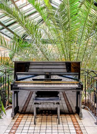 tgv lyria hotel paris villa beaumarchais