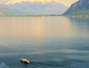 A bot on the Geneva Lake