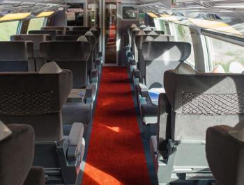 TGV Lyria - Train seats in a 1st class coach for BUSINESS 1ERE and STANDARD 1ERE