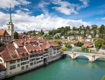 tgv lyria bern lake in summer