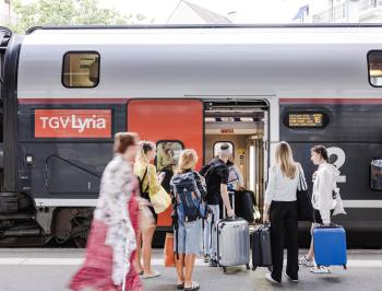 tgv lyria train station 