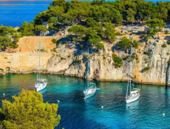 tgv lyria marseille view calanques