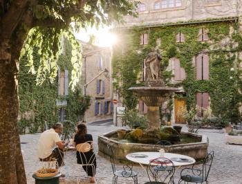 tgv lyria south france romantic couple