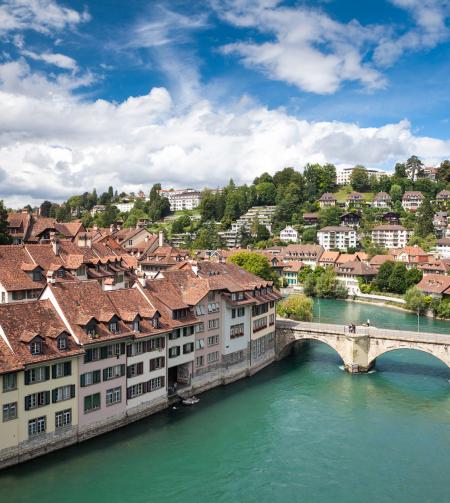 tgv lyria bern lake in summer