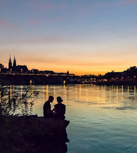 tgv lyria nature sunset couple Geneva