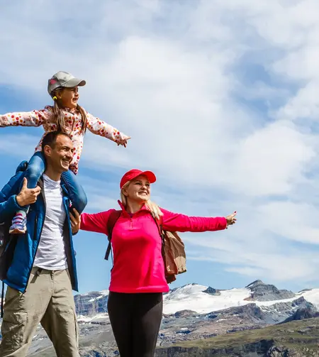 tgv lyria family in swiss mountains