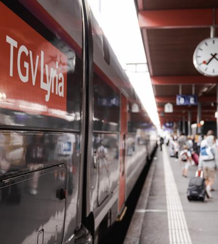 tgv lyria traveller train station