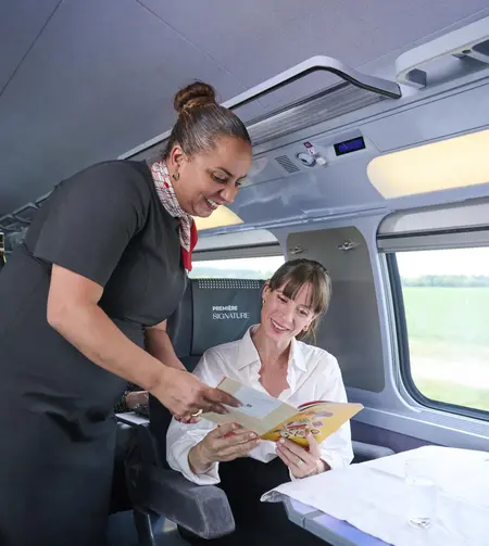 Voyageur Première Signature service menu La table 