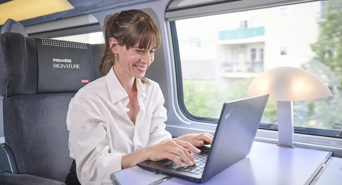 Voyageur Première Signature ordinateur wifi